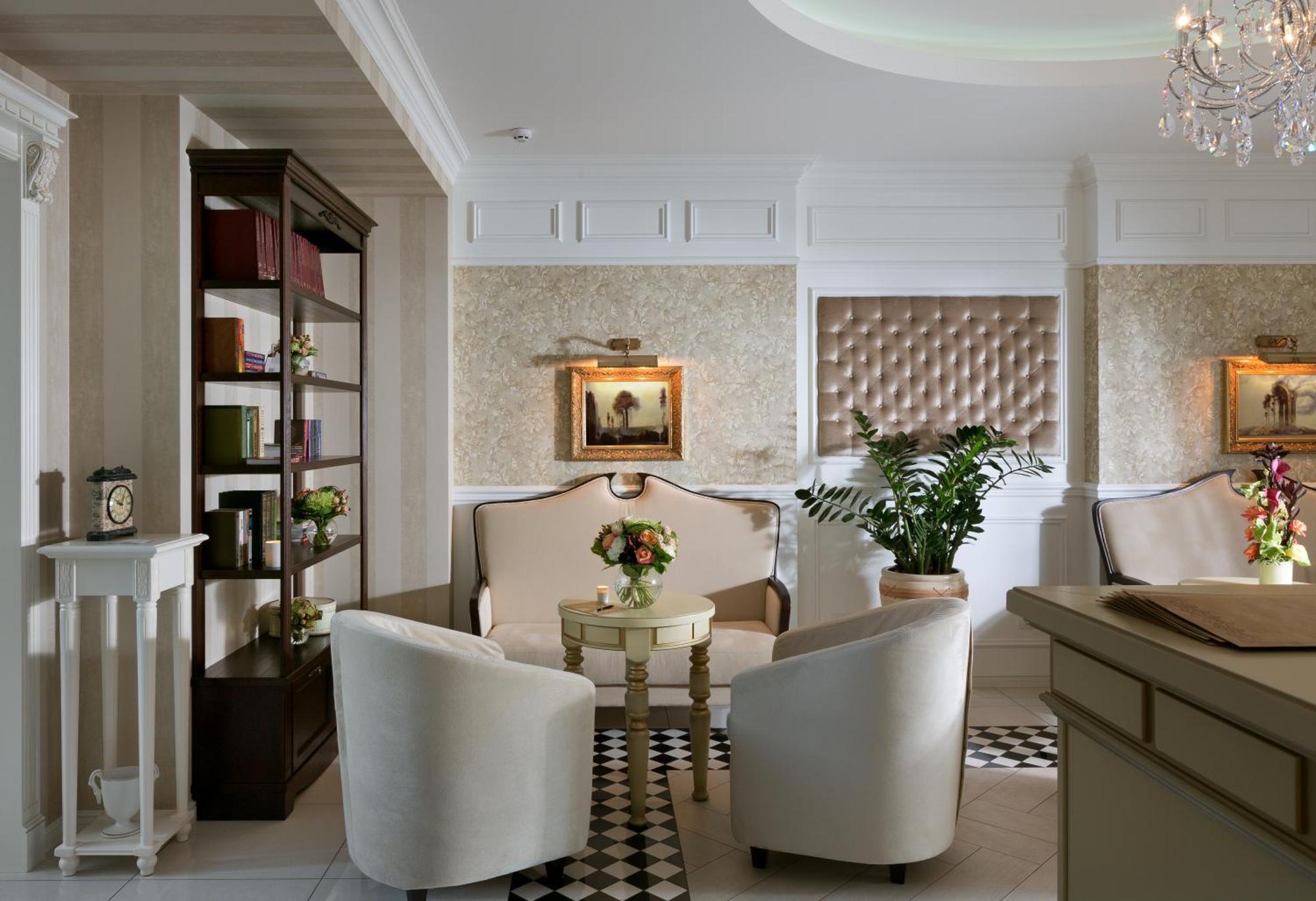 De Gaulle Boutique Hotel Kharkiv Bagian luar foto