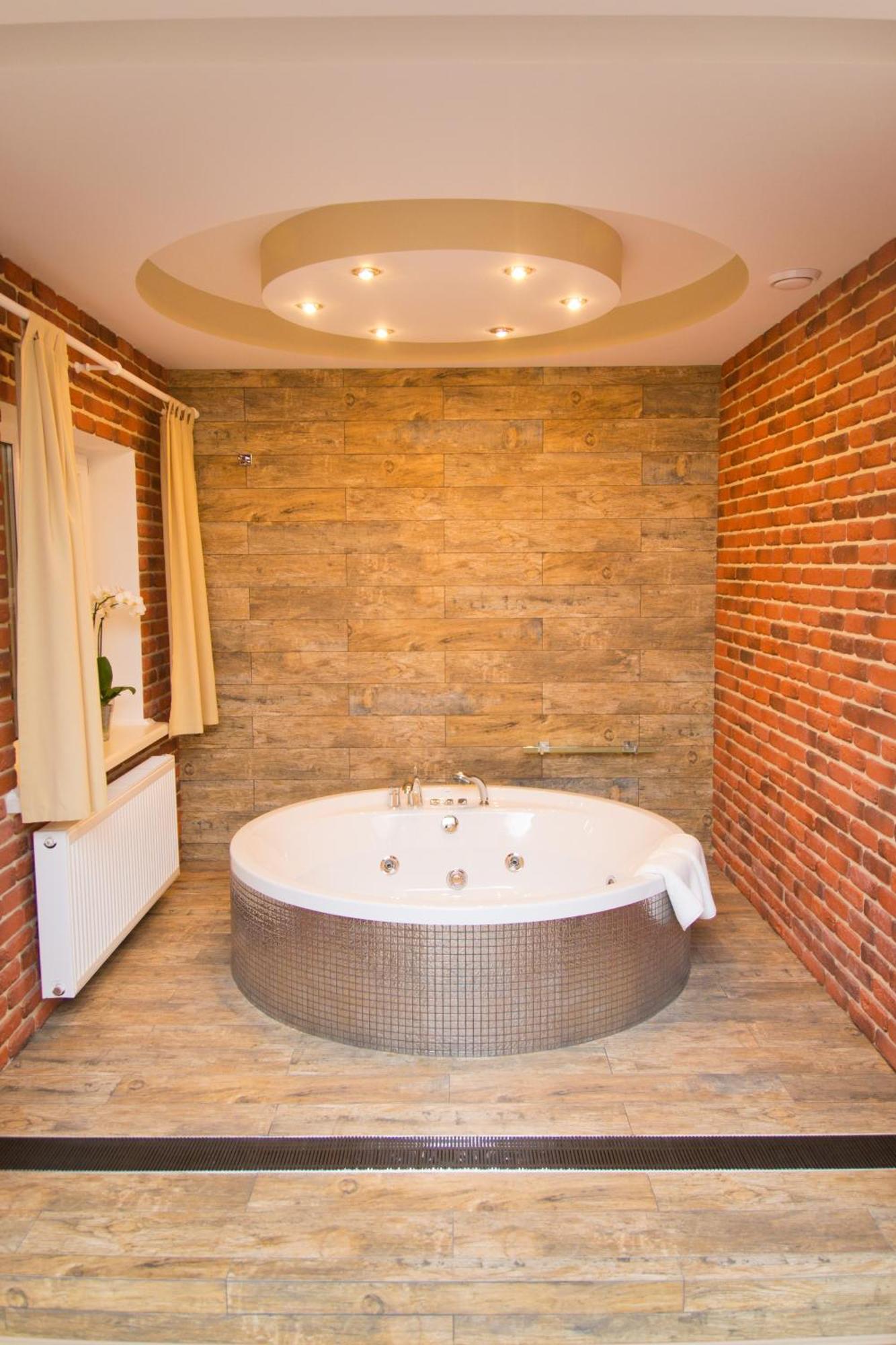 De Gaulle Boutique Hotel Kharkiv Bagian luar foto