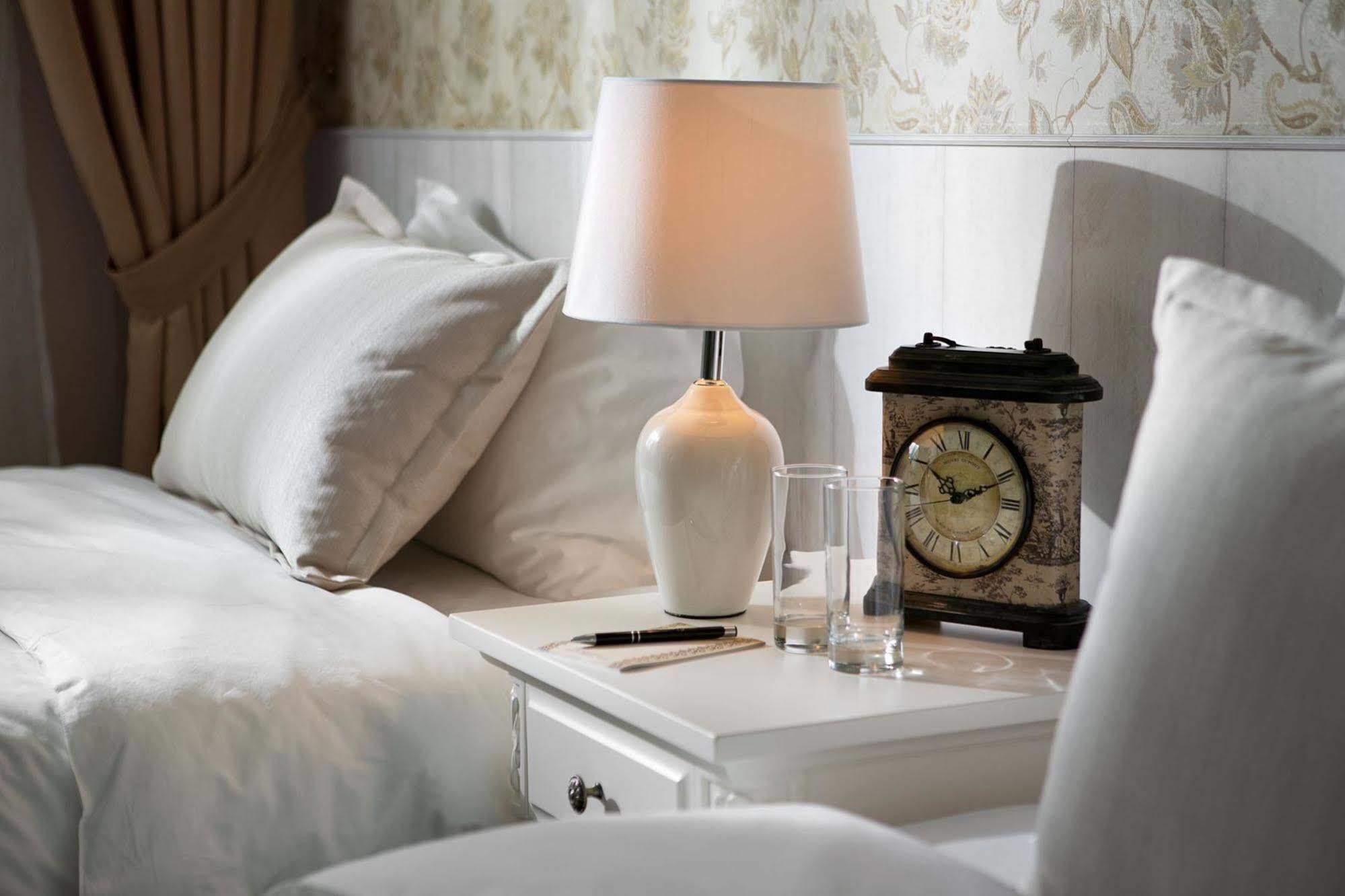 De Gaulle Boutique Hotel Kharkiv Bagian luar foto